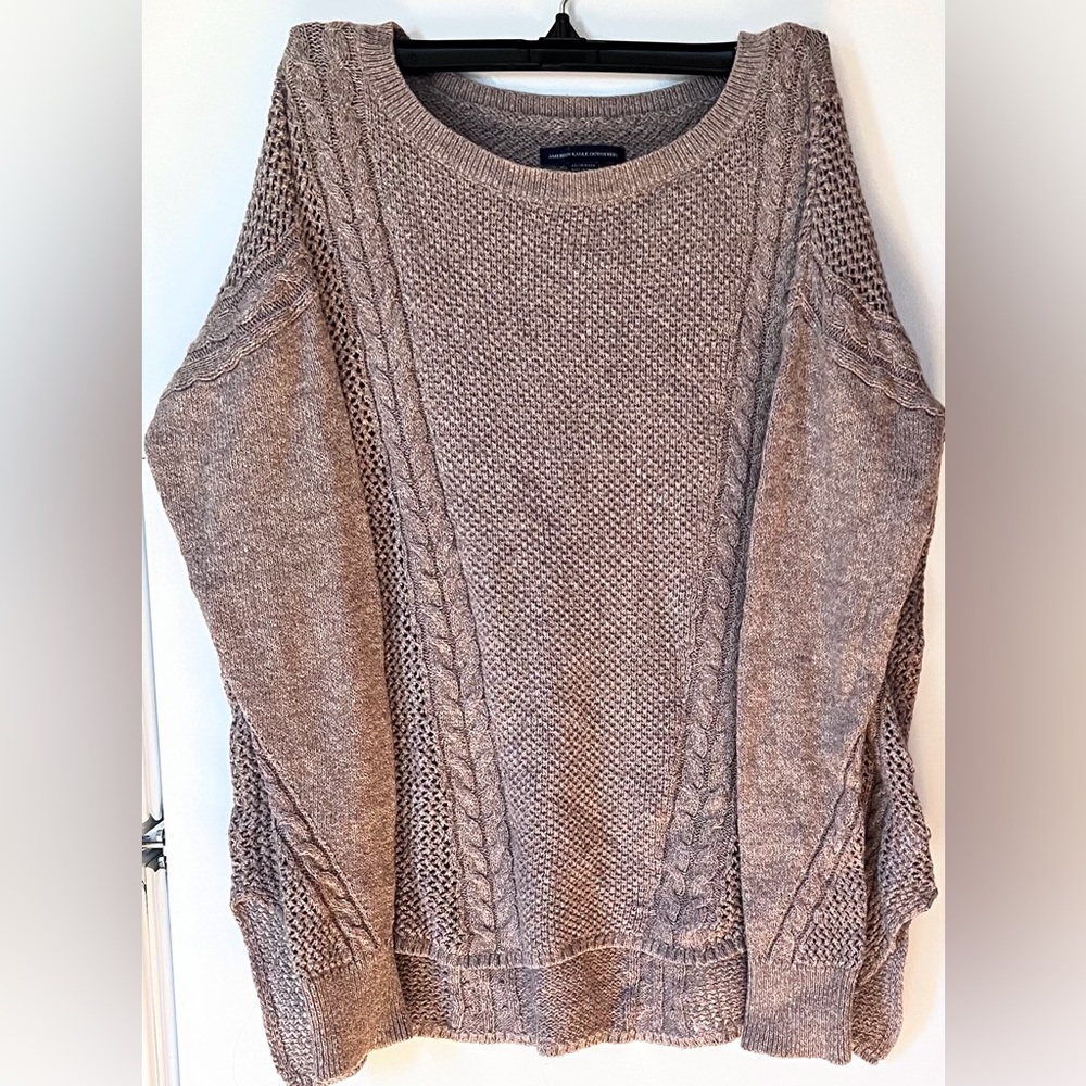 1717- American Eagle Sweater, Gray, with beautiful detail.